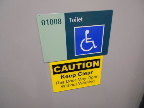 5-Star Toilet - Punggol MRT Station (NE17)