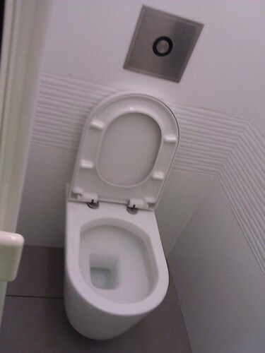 3-Star Toilet - Pioneer Mall 