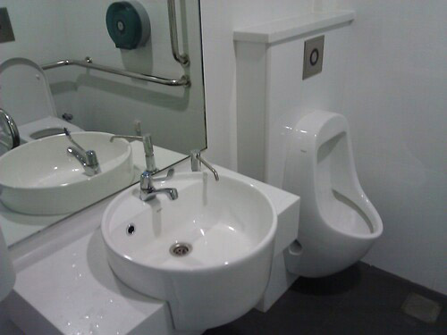 3-Star Toilet - Pioneer Mall 