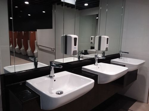 5-Star Toilet - Raffles Place MRT Station