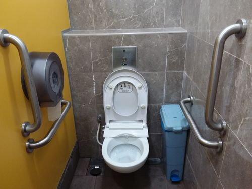 5-Star Toilet - Sembawang Bus Interchange
