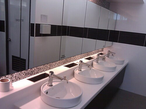 3-Star Toilet - Sunshine Place 