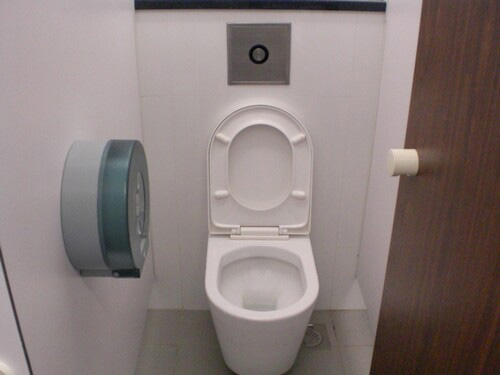 3-Star Toilet - Tampines Central Community Complex