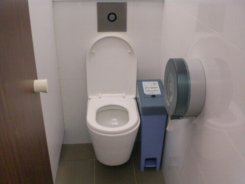 3-Star Toilet - Tampines Central Community Complex