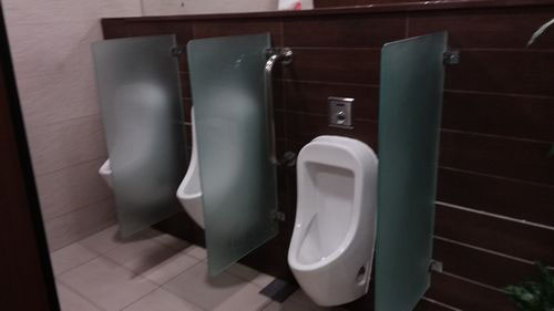 5-Star Toilet - Tan Tock Seng Hospital 