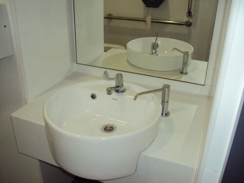 4-Star Toilet - 888 Plaza 