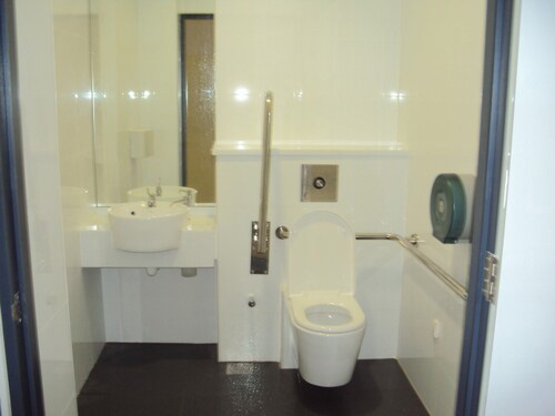 4-Star Toilet - Elias Mall 