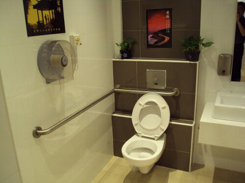3-Star Toilet - Kuofu Tanglin Halt Foodcourt 