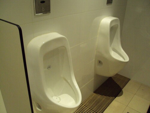 3-Star Toilet - Kuofu Tanglin Halt Foodcourt 