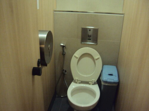 5-Star Toilet - National Environment Agency, Environment Building 