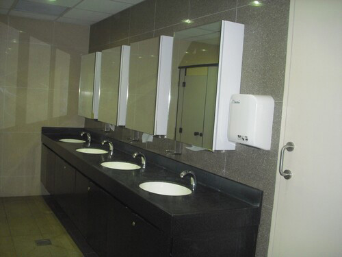 5-Star Toilet - Kopitiam National University Hospital 