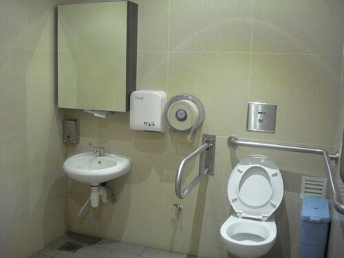 5-Star Toilet - Kopitiam National University Hospital 