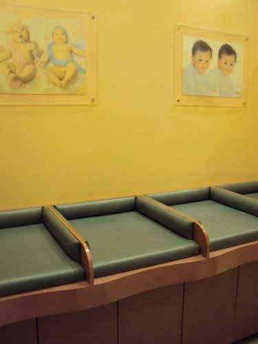 5 Star Toilet - Jurong Point Shopping Centre 