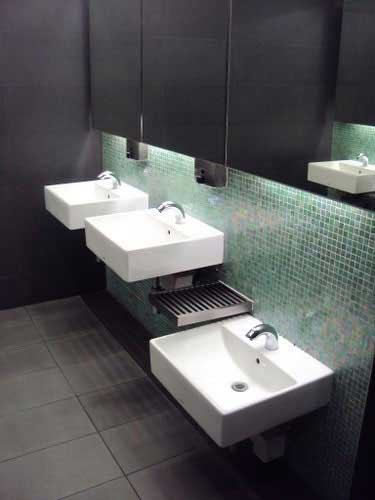 5 Star Toilet - Jurong Point Shopping Centre 