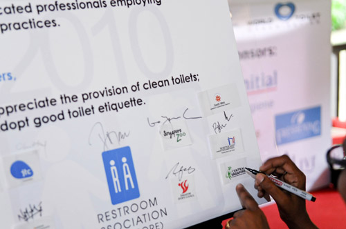 Launch of LOO Campaign