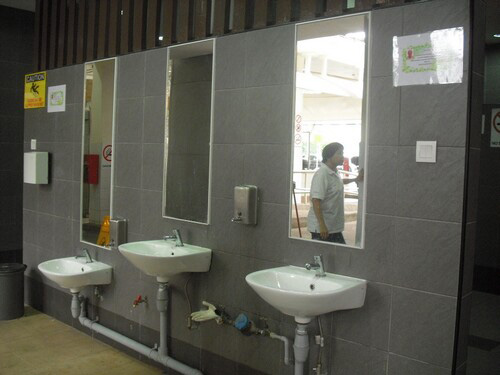 3-Star Toilet - Bukit Timah Market & Food Centre 