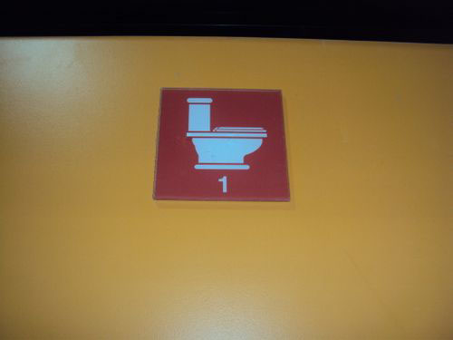 4-Star Toilet - Commonwealth Crescent Market 