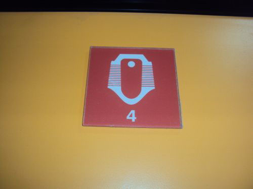 4-Star Toilet - Commonwealth Crescent Market 