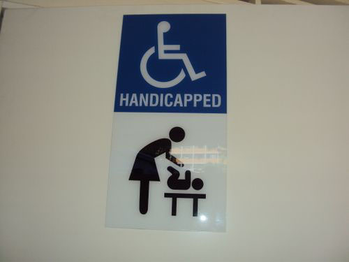 4-Star Toilet - Commonwealth Crescent Market 