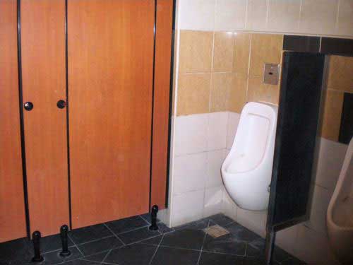3-Star Toilet - Dunman Food Centre 