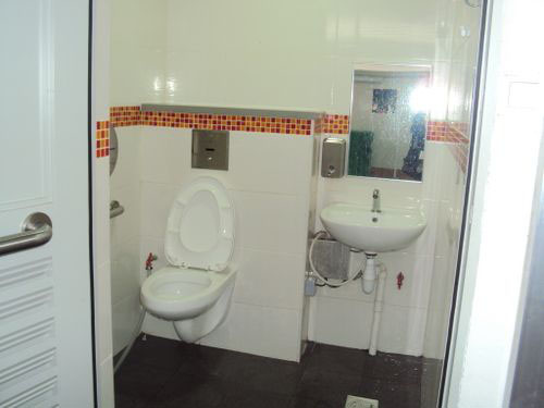 4-Star Toilet - Tanglin Halt Market 