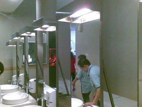 3-Star Toilet - Tiong Bahru Market 